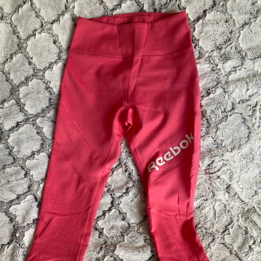 REEBOK women’s yoga pants size medium, hot pink